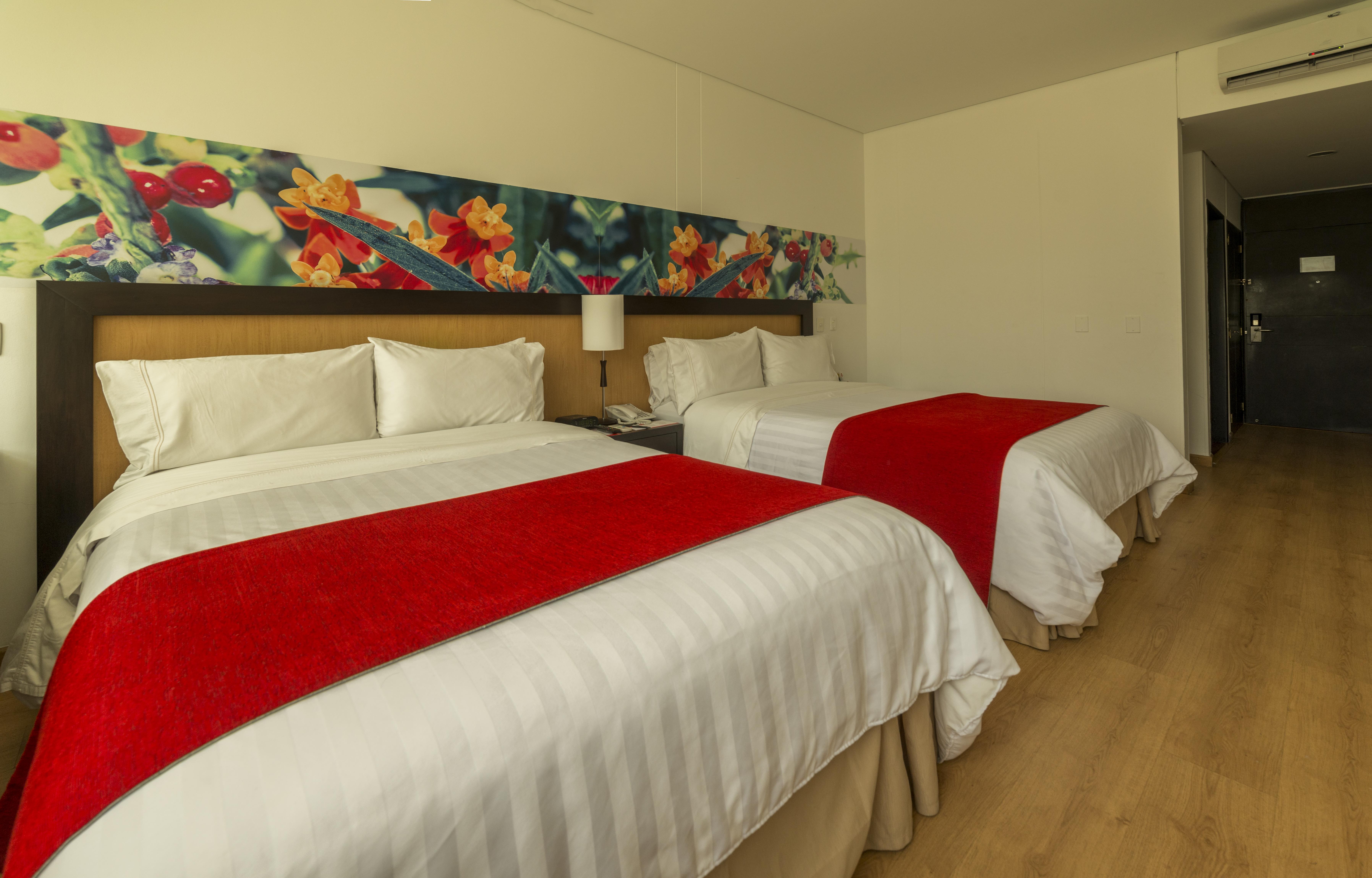 Mi Hotel Sandiego เมเดยิน ภายนอก รูปภาพ