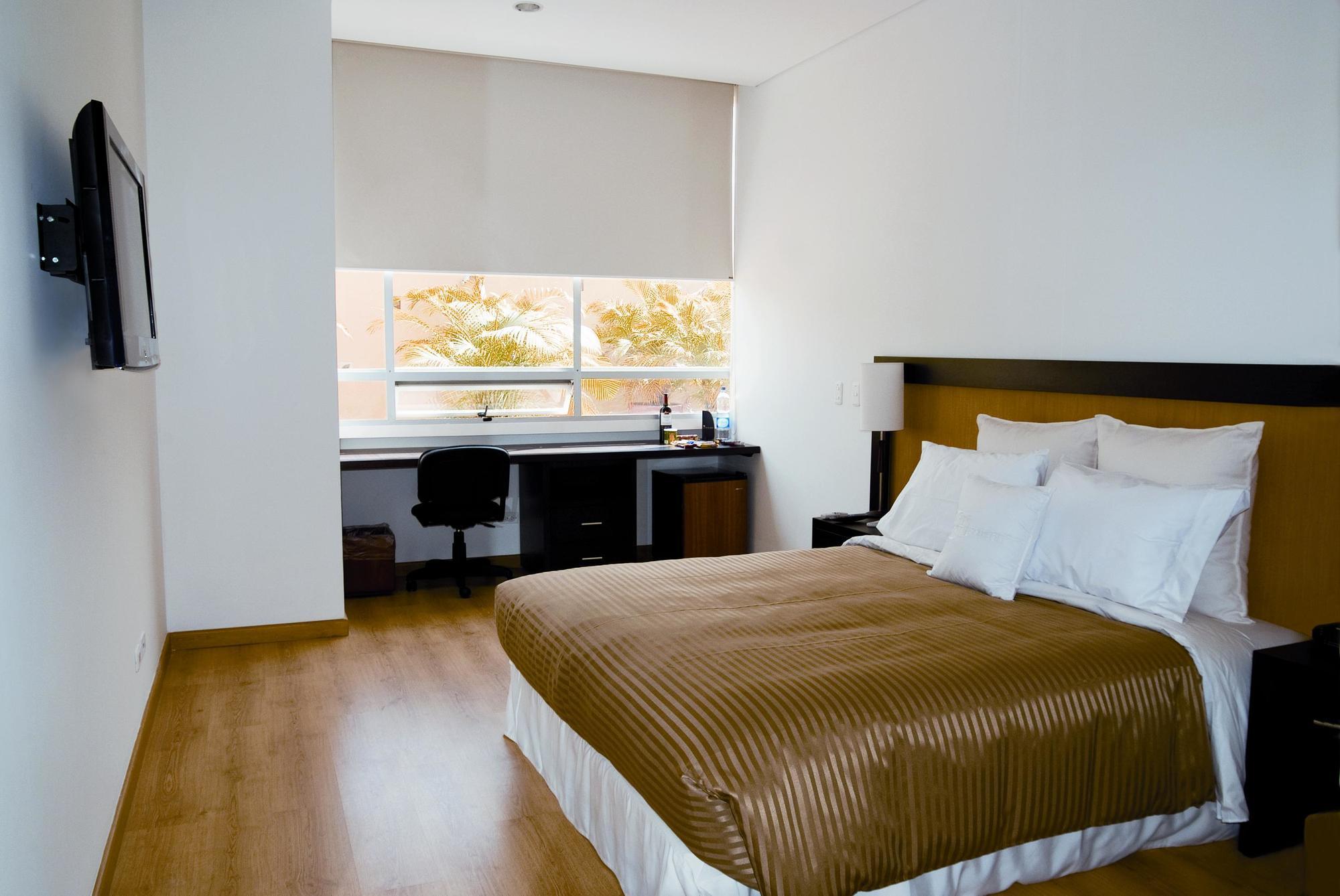 Mi Hotel Sandiego เมเดยิน ภายนอก รูปภาพ